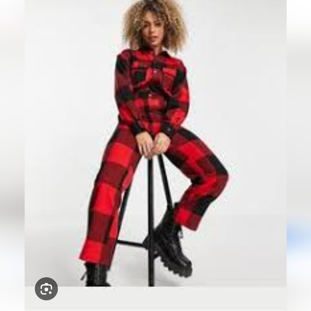 Plaid Red and Black Women's Jumpsuit Size 6 Flannel Like Material Super Comfy